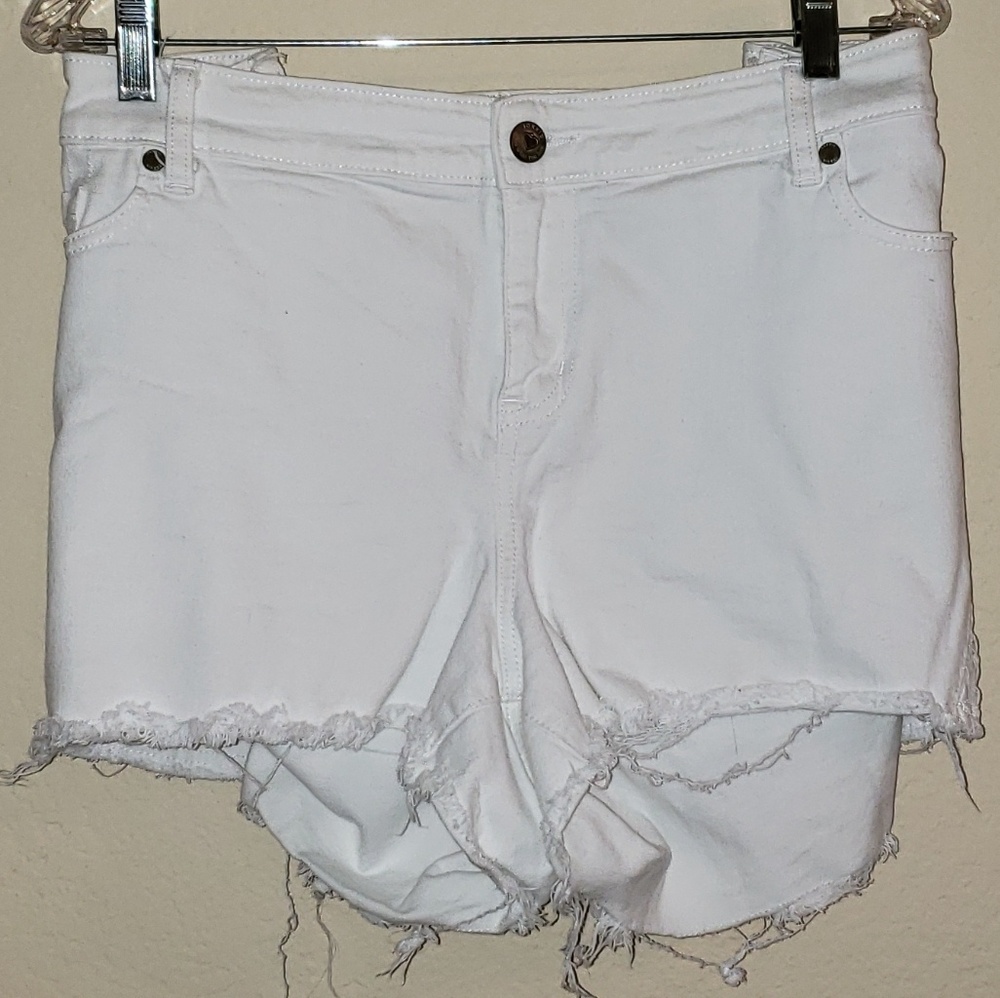 Torrid White Denim Shorts - 22